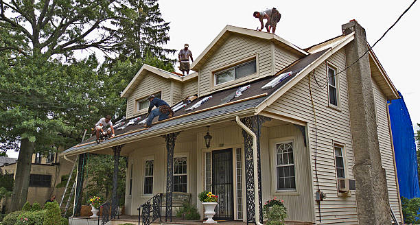 Best Affordable Roofing Company  in Mineral Ridge, OH